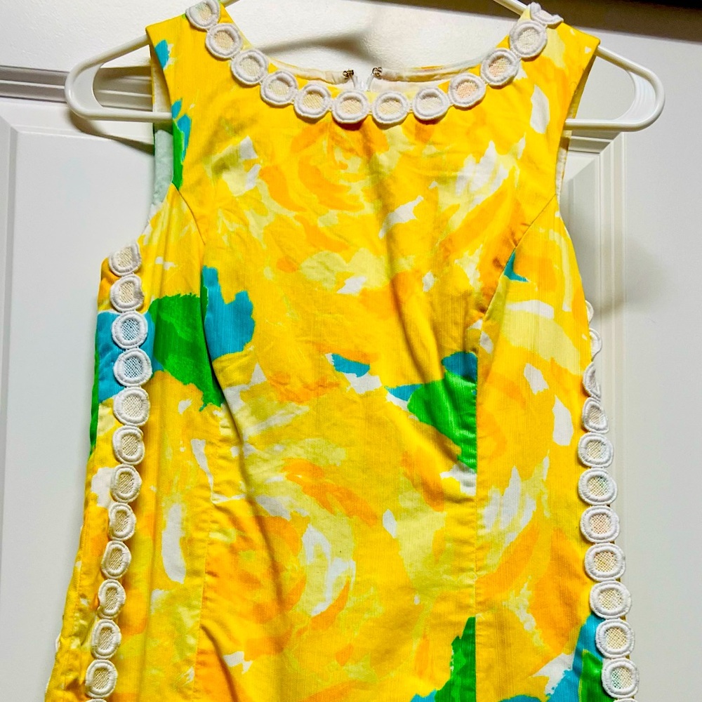 Lily Pulitzer yellow shift dress size 2